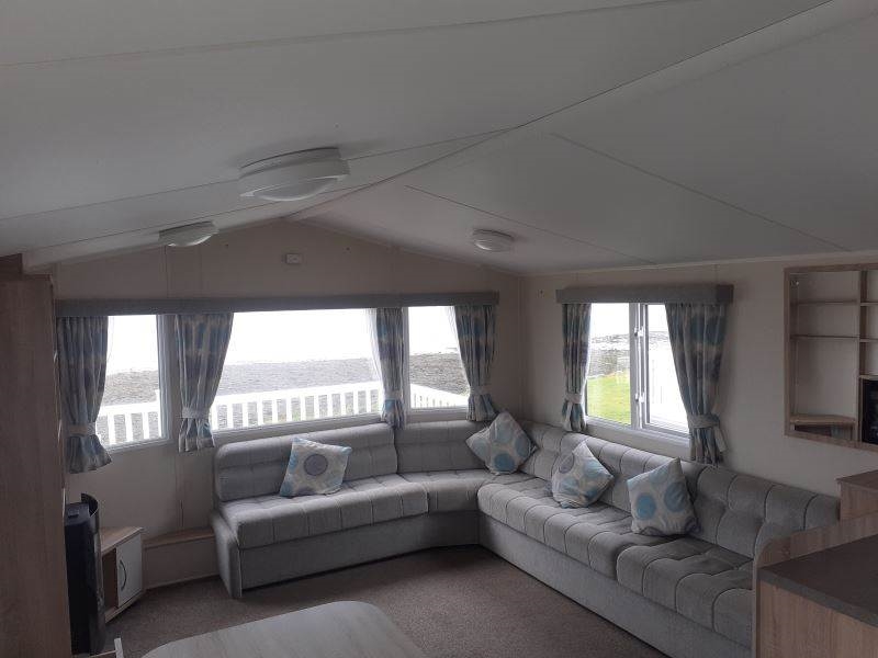 Willerby inc decking. sea front Location Used Rio Gold Includes site fees until Jan 2026